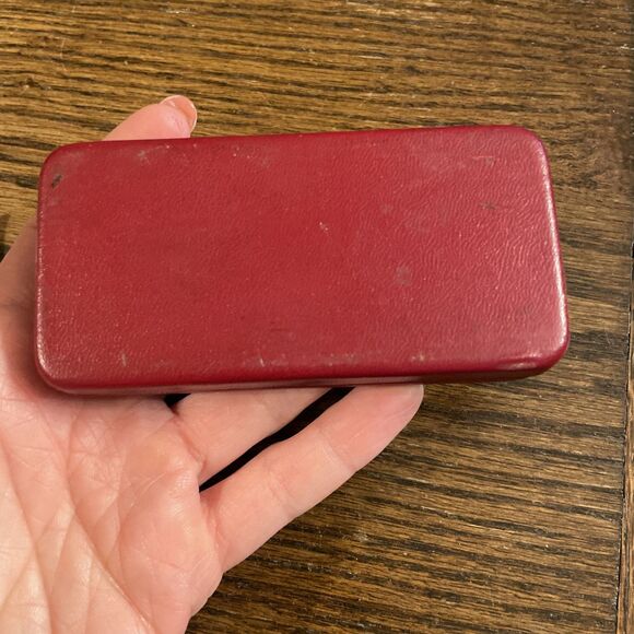 Vintage Gillette Razor Gold Tone Red Case Green Felt USA Made - Picture 5 of 10